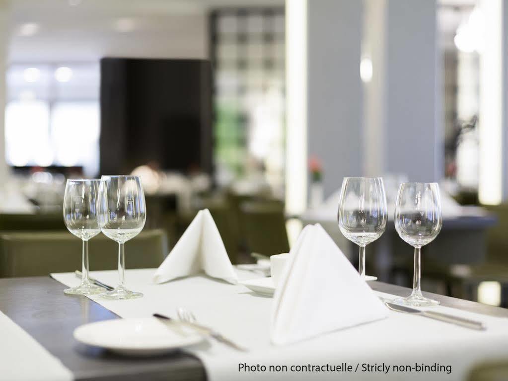 Novotel Lucknow Gomti Nagar Εξωτερικό φωτογραφία
